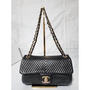 CHANEL Black and Gold Shoulder Bag